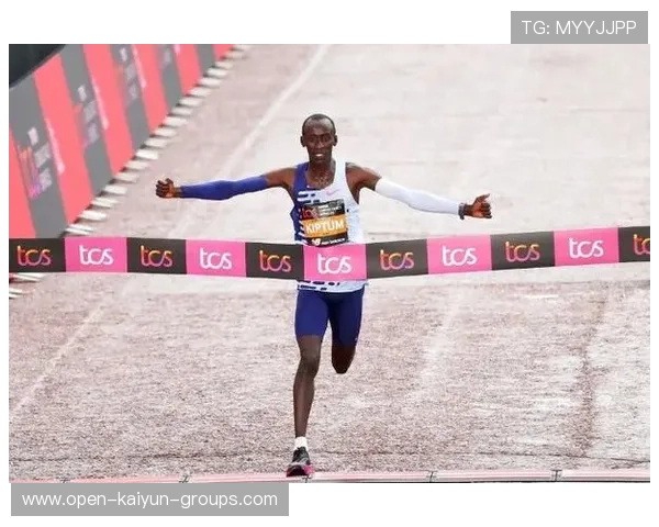 世界田径：肯尼亚跑者屡破纪录，赛场火爆！，肯尼亚跑步冠军